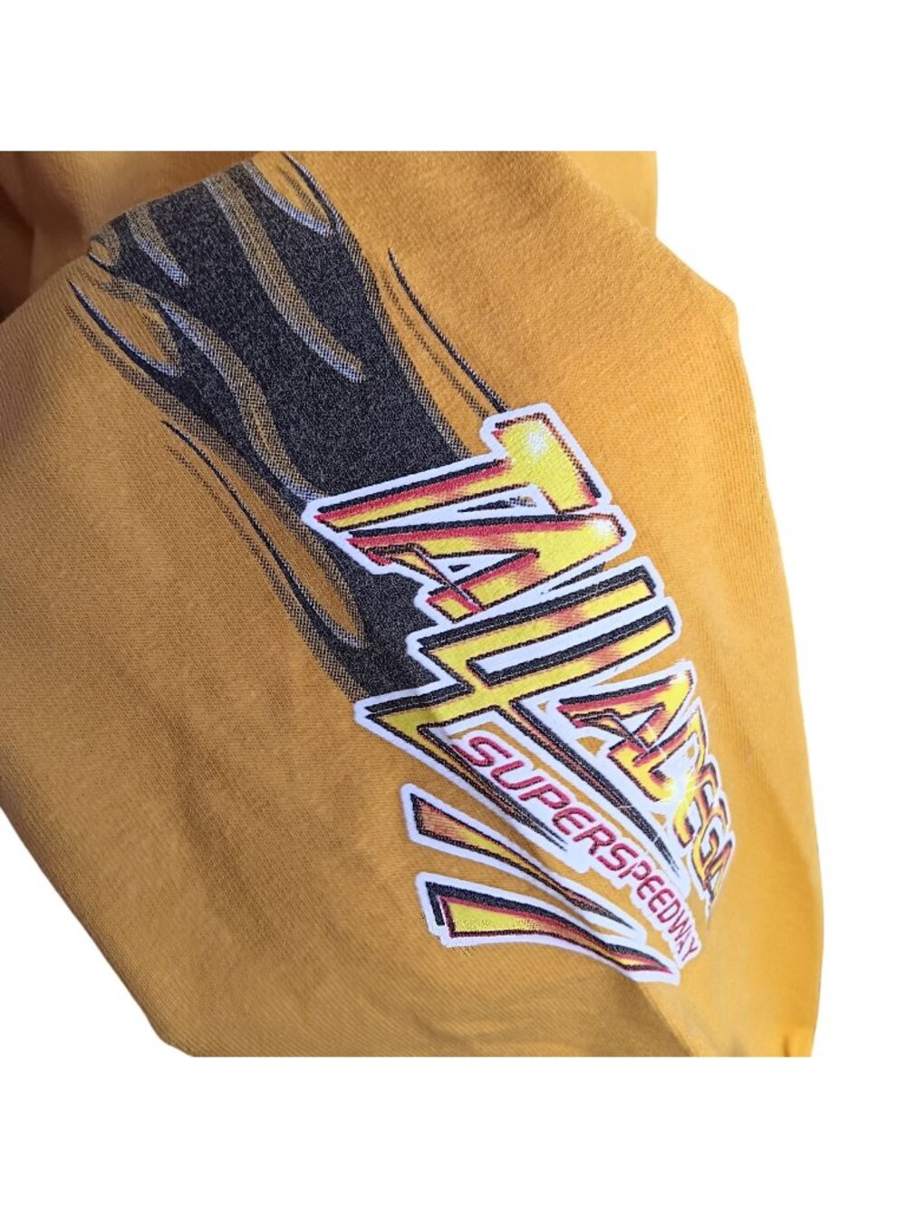 Vintage T-shirt Talladega Superspeedway Large Long-Sleeve Flame Sleeve Graphic